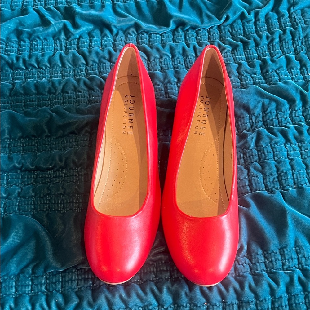 Journee Collection Women's Red Flats